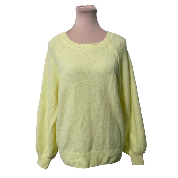 Vince Camuto Sweaters - Vince Camuto Sweater Small Yellow Crew Neck Raglan Preppy Knit Pullover Patel
